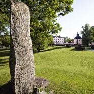 Runsten vid Hesselby Slott